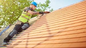 Best Roof Installation  in Polk City, IA